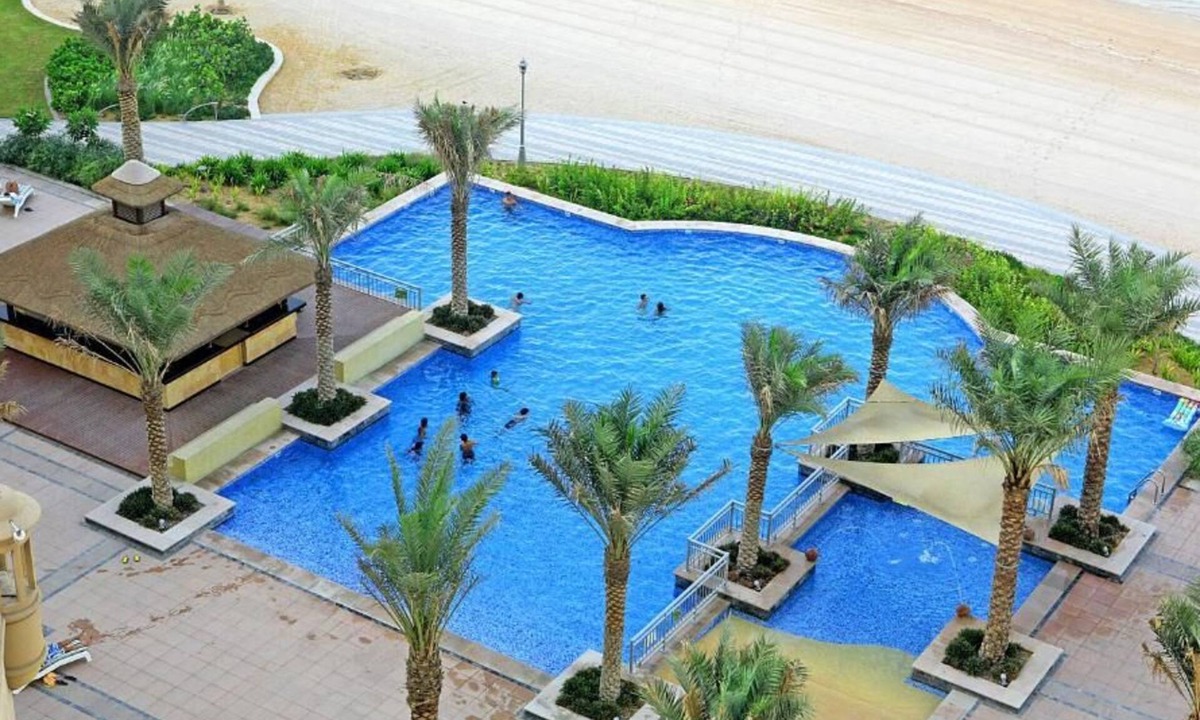 Al Kubus Apartment | One Bedroom apartment Near Nemo Diving Center Palm