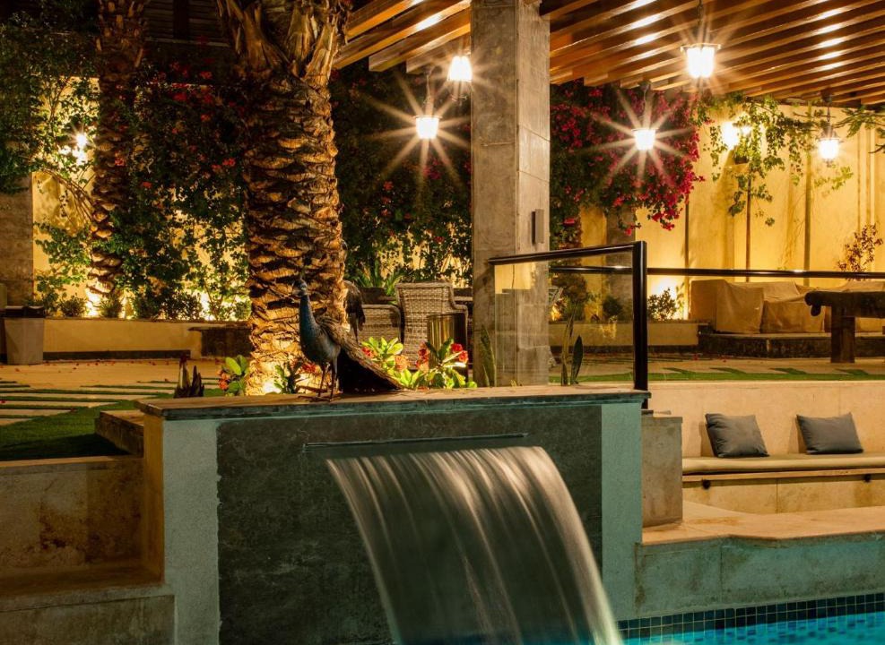 Sweimeh Ski Chalet | Oriya Chalet - Molokai