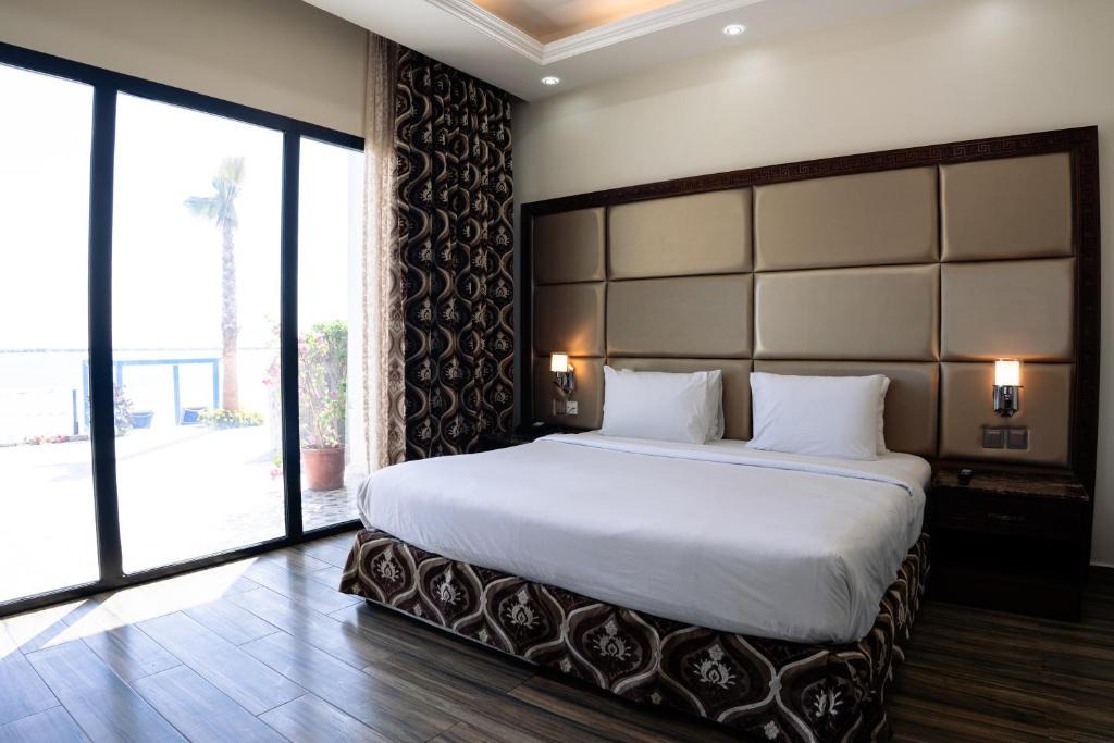Umm al Quwain Hotel | Palma Beach Resort & Spa