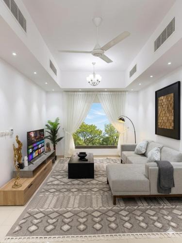 Seeb Apartment | Perfect choice Luxury Apartment-AlMuzn Residence, AirPort