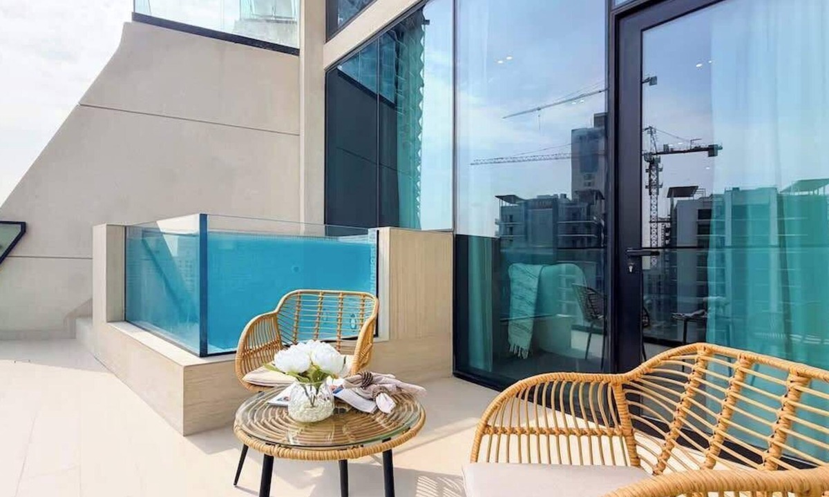 Jumeirah Village Circle Apartment | Premium Stay Binghatti Phantom 1BR | Private Pool