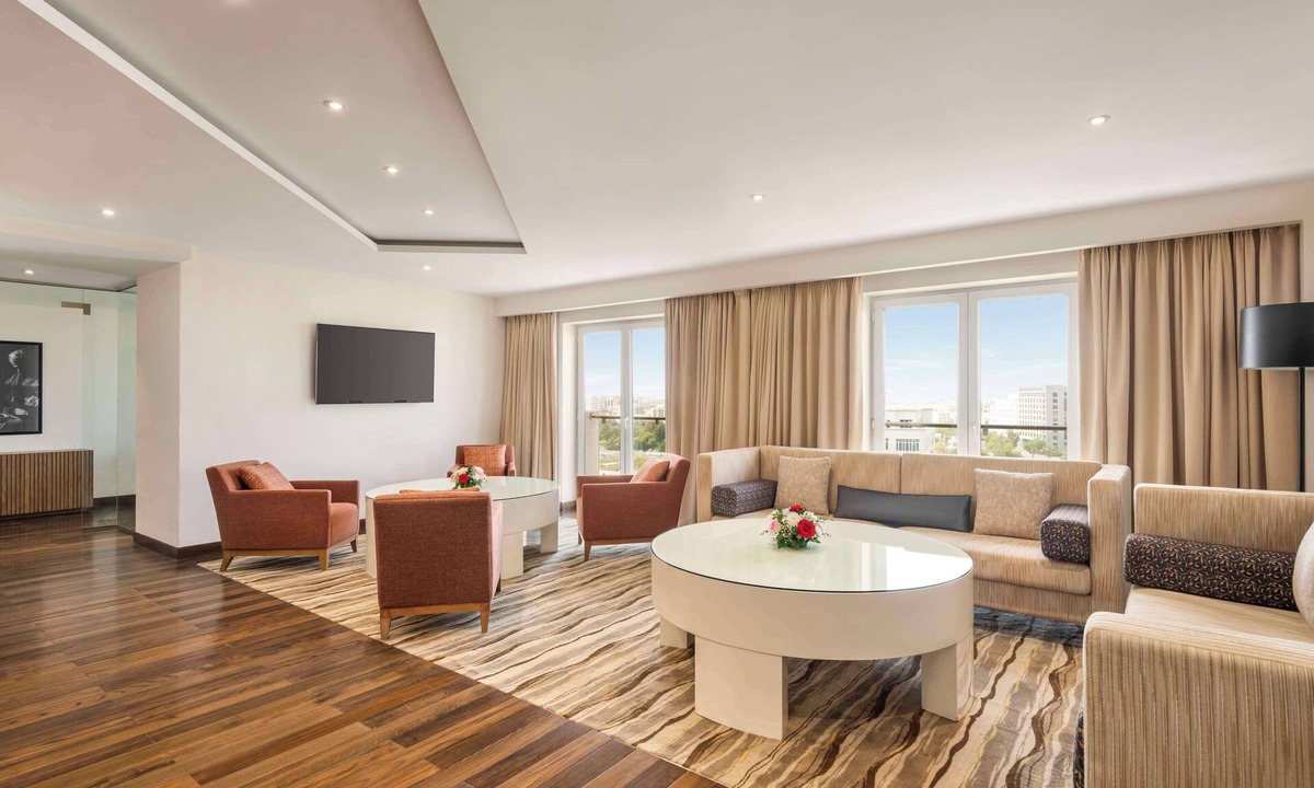Muscat Hotel | Radisson Hotel Muscat Panorama
