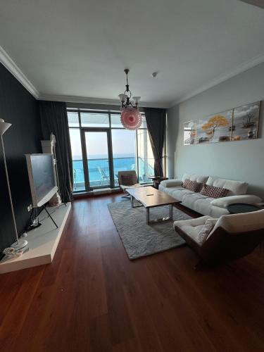 Rumailah Apartment | sand and beach haven at Ajman Corniche!