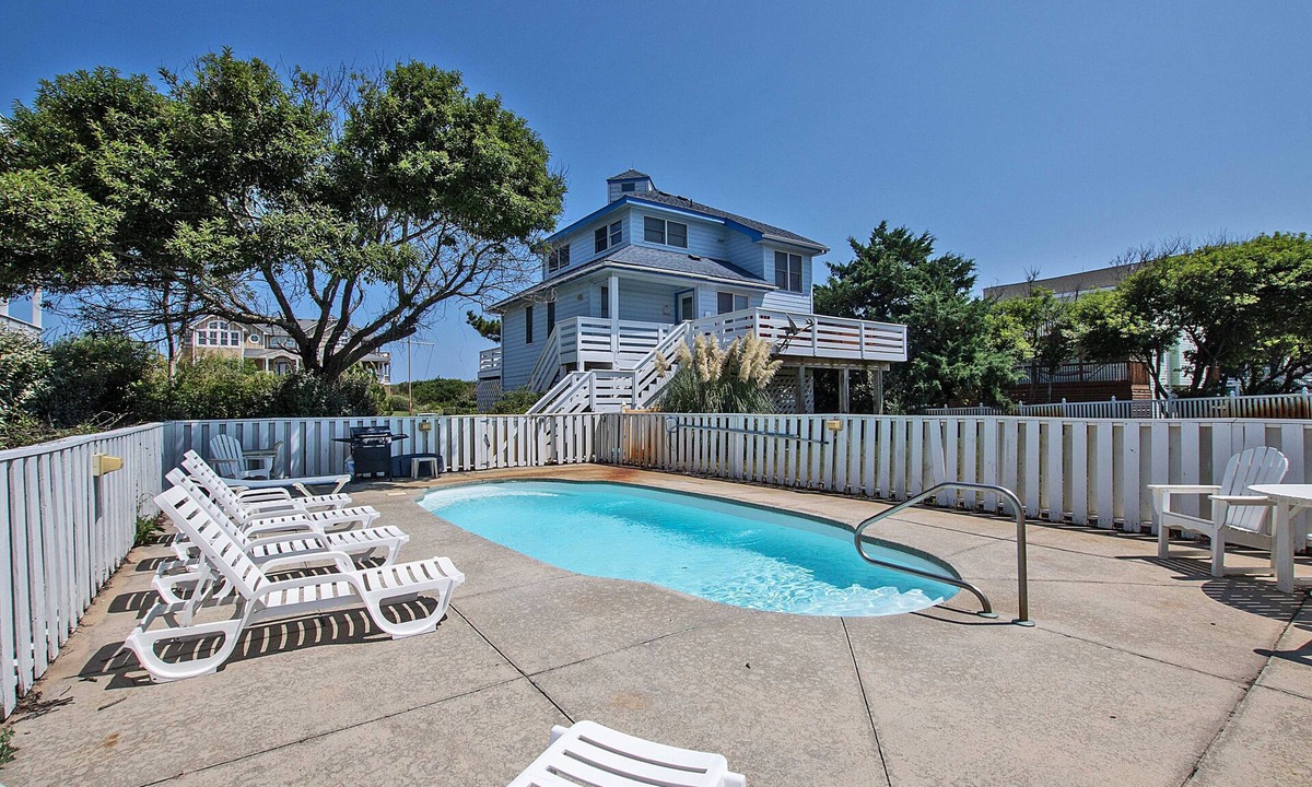 Whalehead Beach House | Semi-Oceanfront, Yard, Dogs Welcome, Pool, Close to beach Access, WL1020, Kookaburra