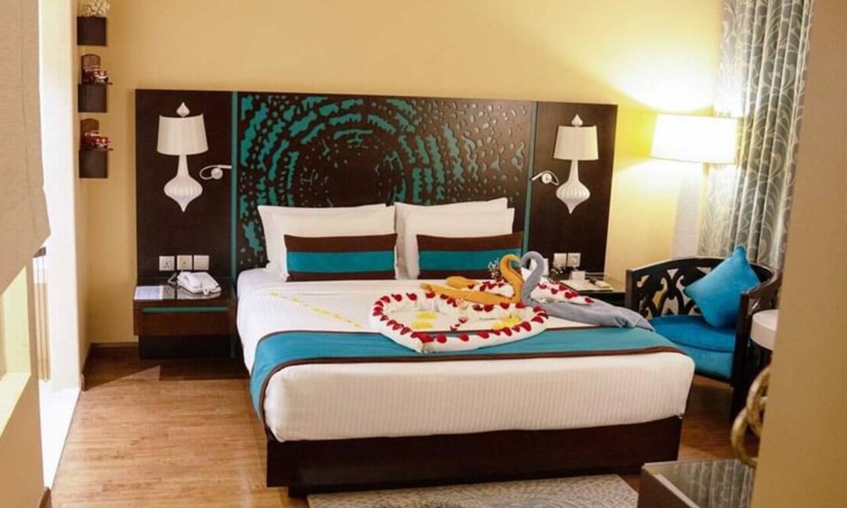 Al Barsha 1 Hotel | Sig Al Barsha | Superior Room | Sheikh Zayed Rd, Gym + Salon, Nightclubs