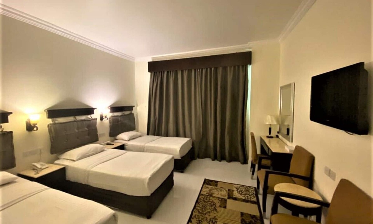 Al Muraqqabat Hotel | Signature Inn Deira - Free Parking
