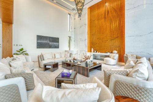 Palm Jumeirah Villa | Signature Palm Villa Frond G 6BDR Private Pool