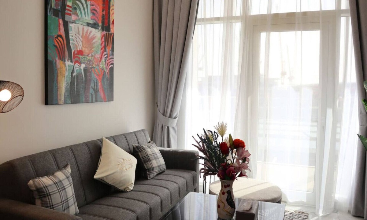 Masdar City Apartment | Sleek 1BR Oasis Hideaway in Masdar CIty