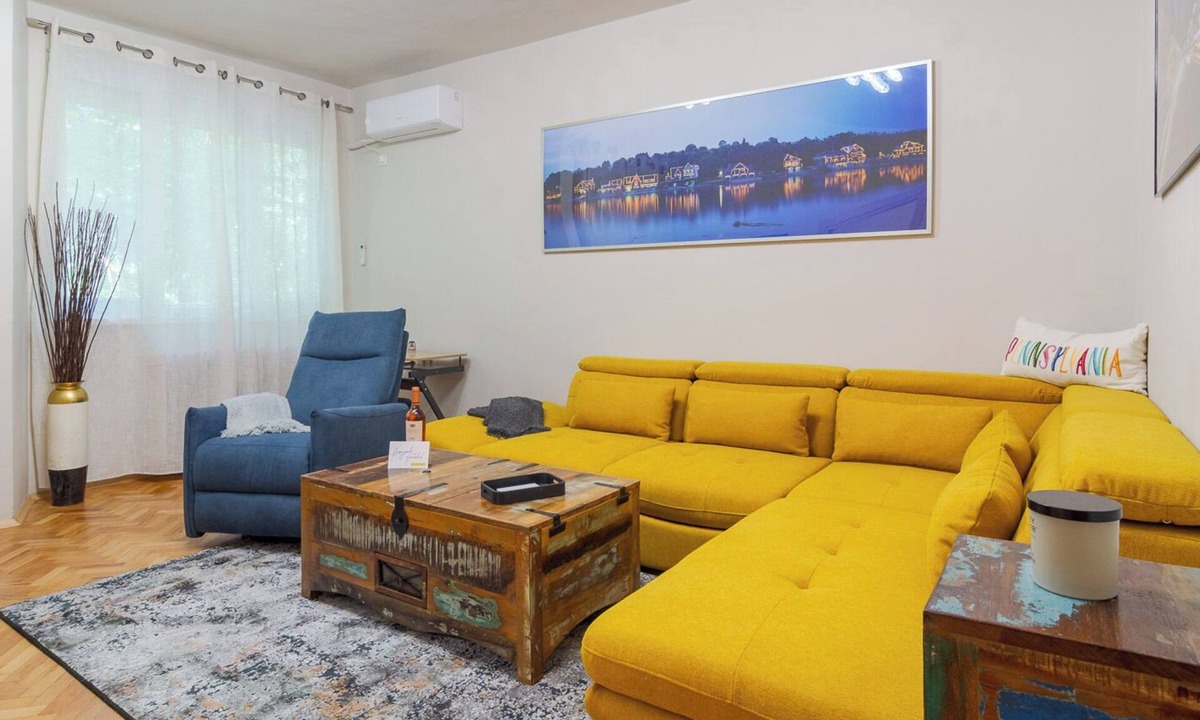 Sofia Apartment | Spacious Sofia Condo - Philadelphia LOVE