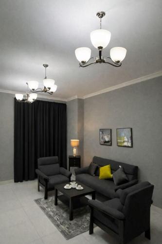 Qurm Apartment | Stylish Qurum Retreat Cozy & Modern
