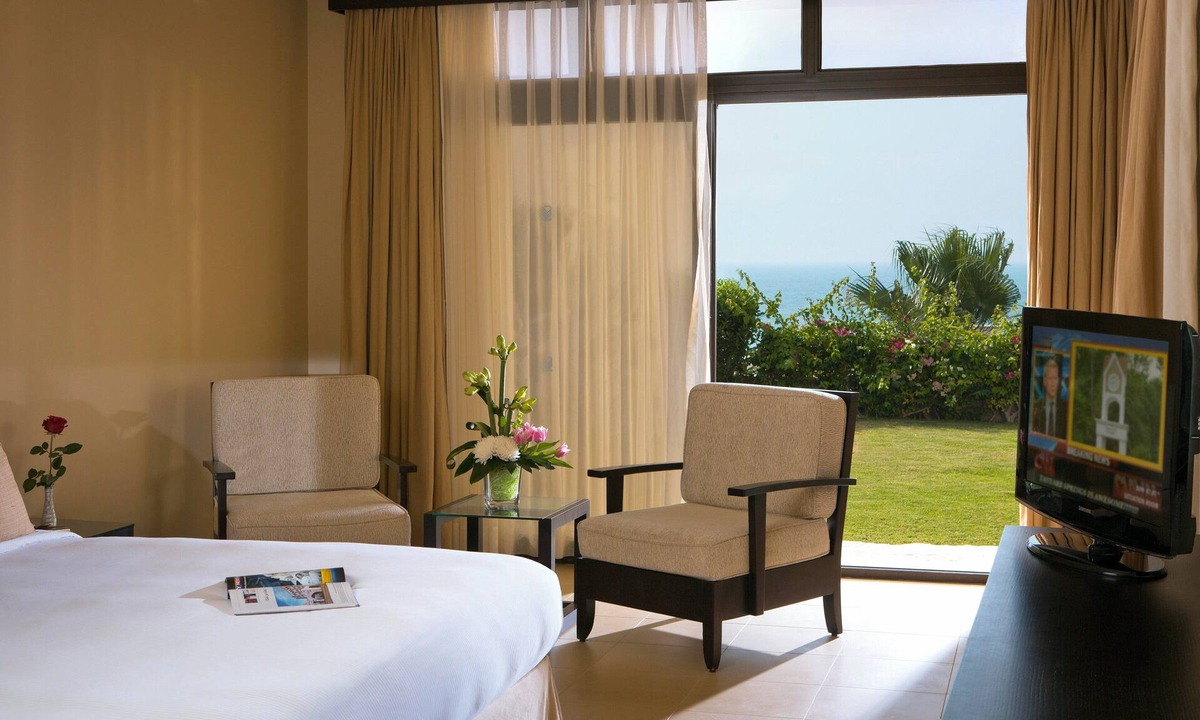 Ras Al Khaimah Hotel | The Cove Rotana Resort
