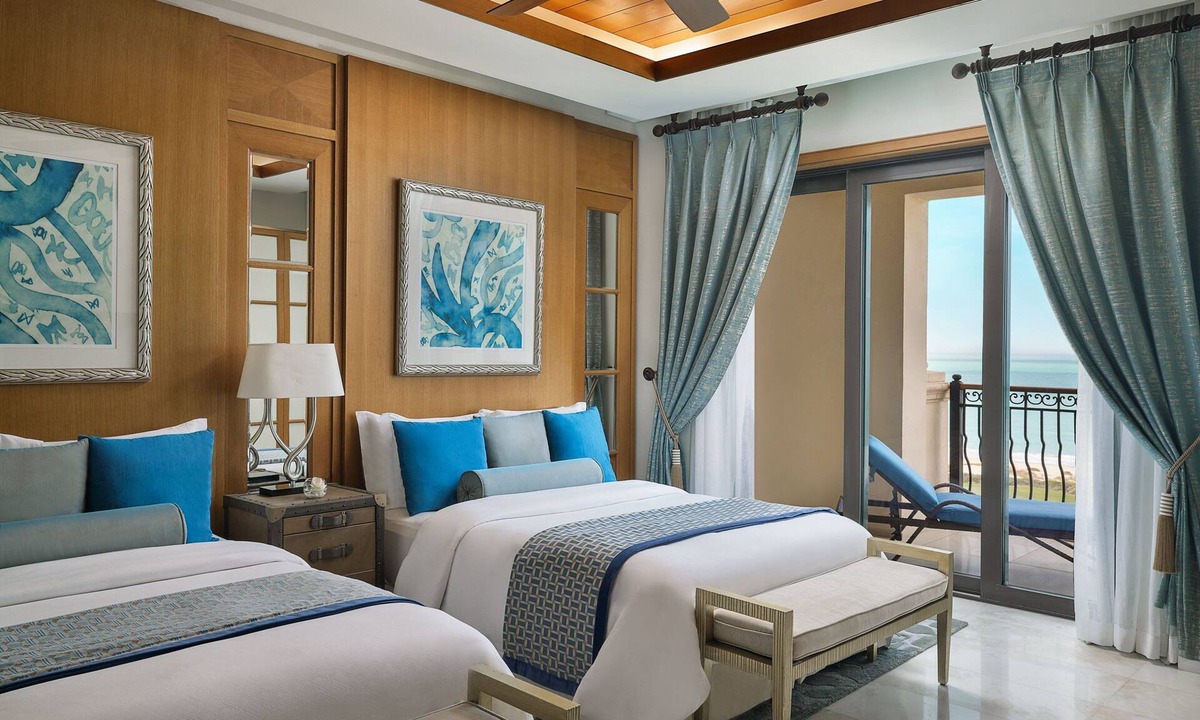 Abu Dhabi Hotel | The St. Regis Saadiyat Island Resort, Abu Dhabi