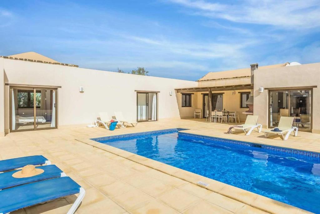 Lajares Villa | Villa de Suenos