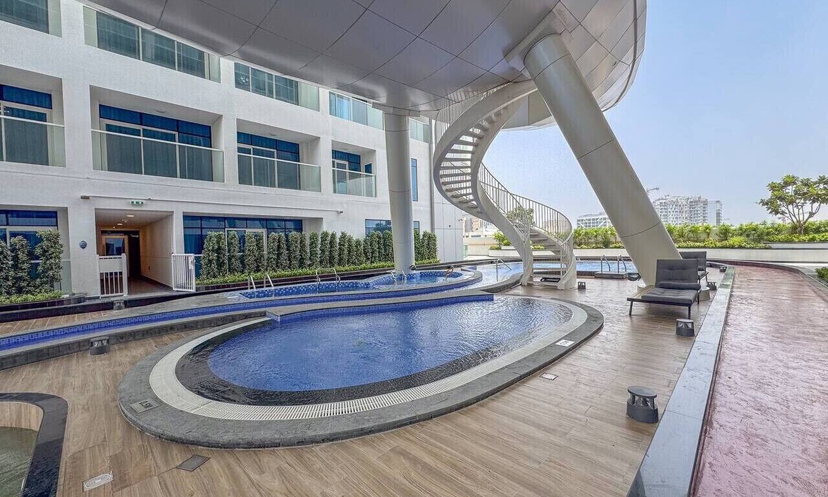 Al Barsha Apartment | Vogue | Opalz short Drive to Dubai Hills Mall