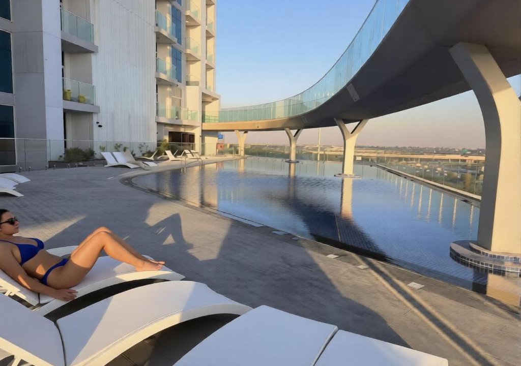 Al Barsha Apartment | Vogue Vacation Homes, Arjan Skyz by Danube near Miracle Garden, Studio Apartment with Balcony and City View, Access to all Amenities