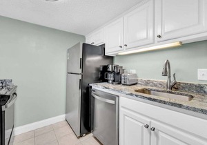 313- Coastal Cool Beachfront Condo with stunning ocean views!