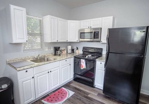 Apartment ∙ 1 bedroom ∙ 4 guests in Five Points