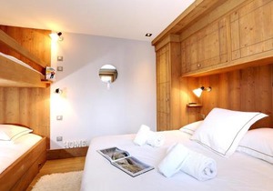 Chalet d'Exception au Cœur de Courchevel Le Praz avec Sauna - FR-1-575-149 in Courchevel