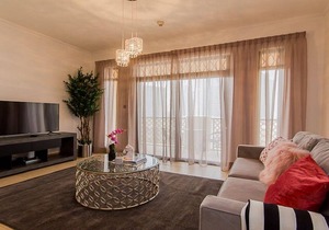 Premium 1BR With Garden Near Burj Khalifa!!