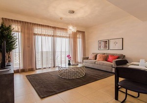 Premium 1BR With Garden Near Burj Khalifa!!