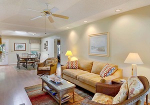 Seaside Home with Two Shared Pools, Equestrian Center, & Tennis in Seabrook Island