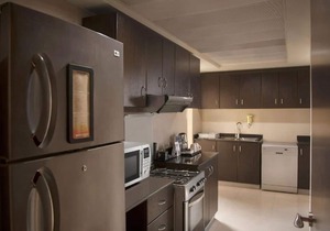 Two Bedroom Apartment Near Internet City Metro 14