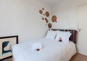 Unit 6 - Colorful Smart Home Triplex Private Garden & Parking in Brussels