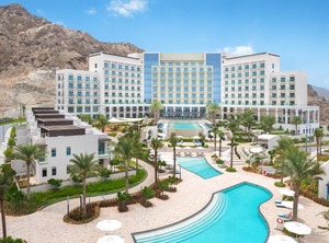 Address Beach Resort Fujairah | Sharm