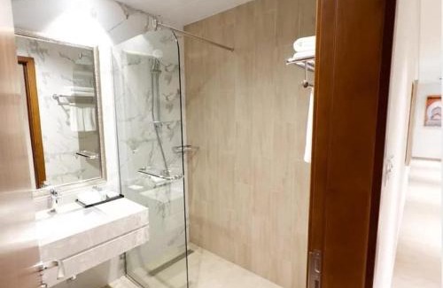 Baniyas East Apartment | BANIYAS PLAZA HOTEL APARTMENTS