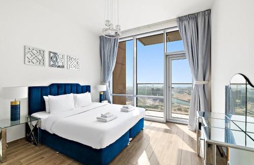 Business Bay Apartment | Beautiful Chic 1 Bedroom in Business Bay - Amna Tower