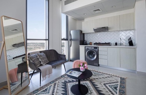 Dubai Production City Apartment | Frank Porter - Dania 2