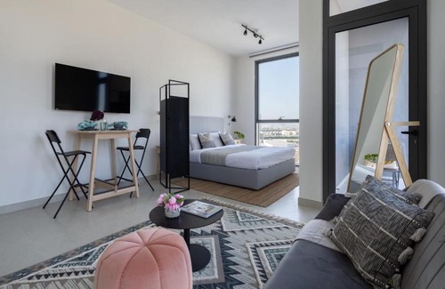 Dubai Production City Apartment | Frank Porter - Dania 2