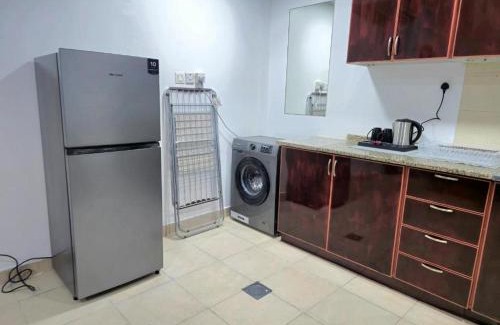 Abu Dhabi Apartment | Luxury 1-Bedroom Suite Near All Amenities