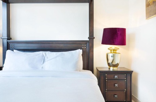Dubai Marina Apartment | Maison Privee - Spacious Apt with Beach, Pool and Marina Access