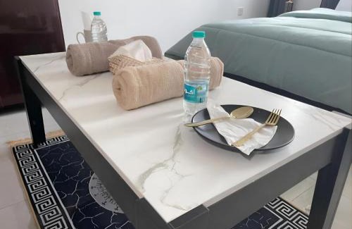 Mussafah Hostel | MBZ - Pleasant Tidy Room