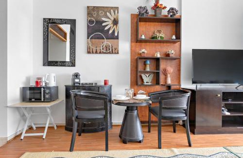 Dubai Apartment | Modern Studio in Skycourts, Near Dubai Outlet Mall