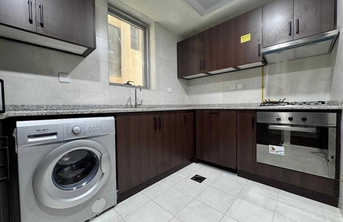 Al Danah Apartment | Premier 2-bedroom Lifeline apartment with free Parking
