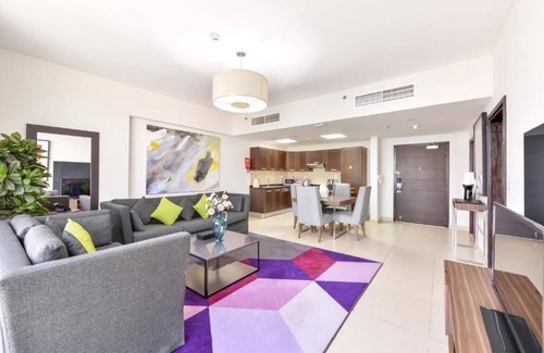 Trade Center House | Standard One Bedroom Apartment Near WTC Metro