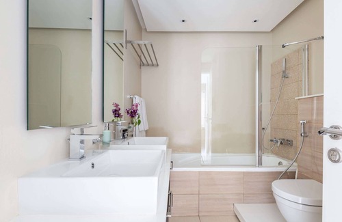 Barsha Heights Apartment | Stylish 2BR Apartment in Barsha Heights