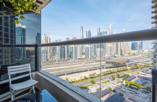Jumeirah Lake Towers Apartment | ZAPBED House - AWP 1501