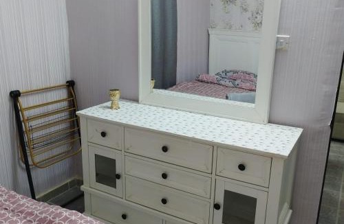 Al Hili Apartment | العين الهيلي مصباح ب10