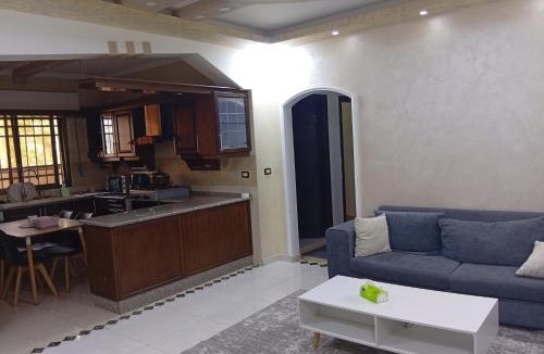 Jordan Apartment | شقه سوبر ديلوكس خلف الراهبات الورديه