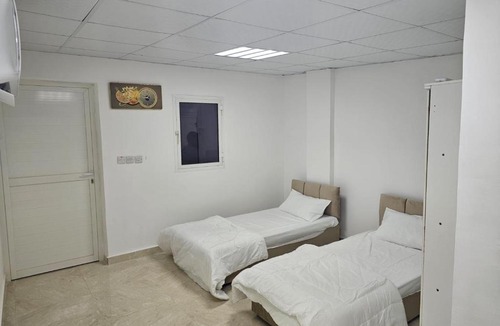 Salalah Hostel | غرف شباب عوقد