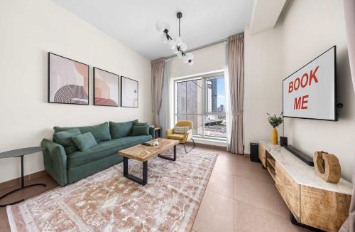 Business Bay Apartment | 1-Bedroom Urban Retreat in Prestigious Business Bay