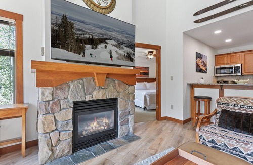 Salt Lake Mountain Resorts Condo | 1202 - Two Bedroom Standard Eagle Springs West 2 Condo