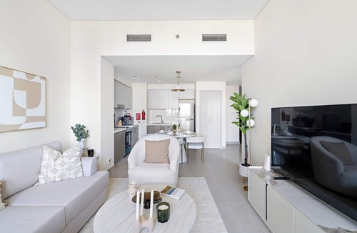 Madinat Zayed Apartment | 1BR 3802 Forte Tower 2