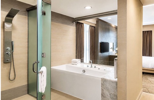 Dubai Production City Hotel | 1BR Suite | FourPoints Dubai | Extra Space, Pool + Spa, Dubai Base