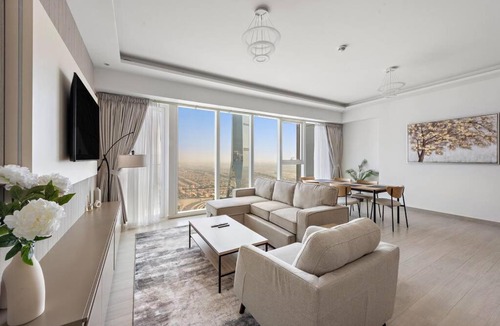 Jumeirah Lake Towers Apartment | 2-Bedroom Apartment in ME DO RE