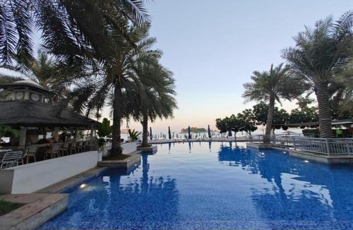 Palm Jumeirah Apartment | 2 Bedroom beach front apartment