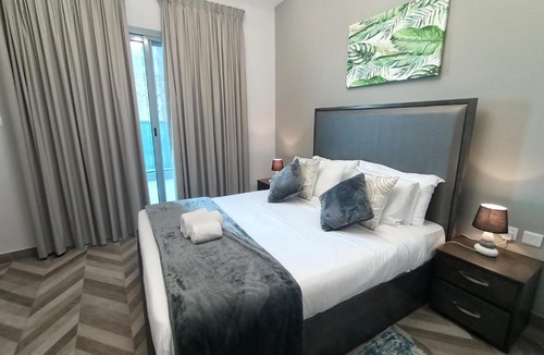 Business Bay Apartment | 2BR Business Bay Skyline View